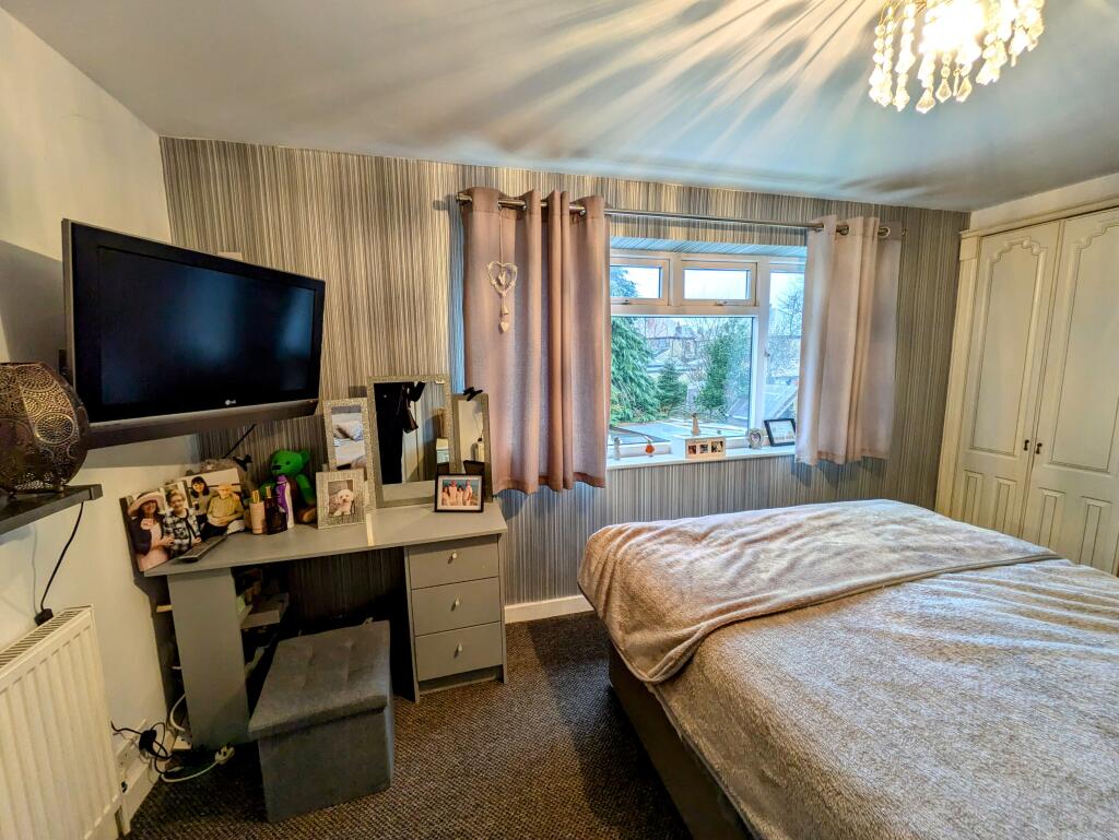 Additional property image - Reevy Drive, Bradford, BD6