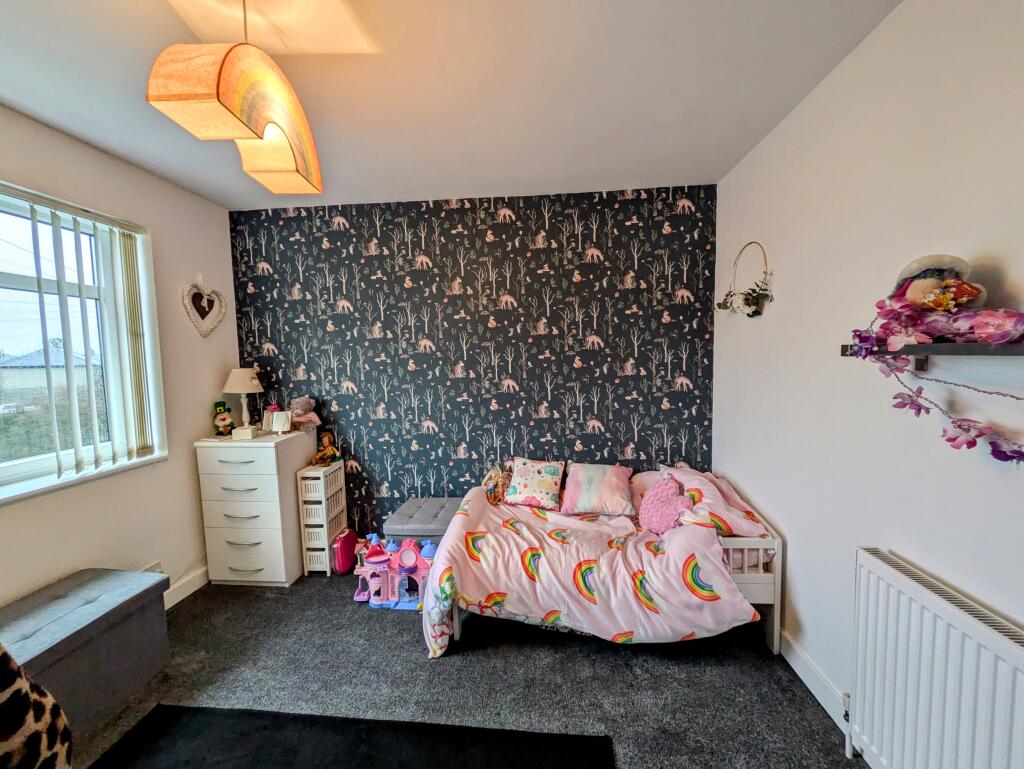 Additional property image - Reevy Drive, Bradford, BD6