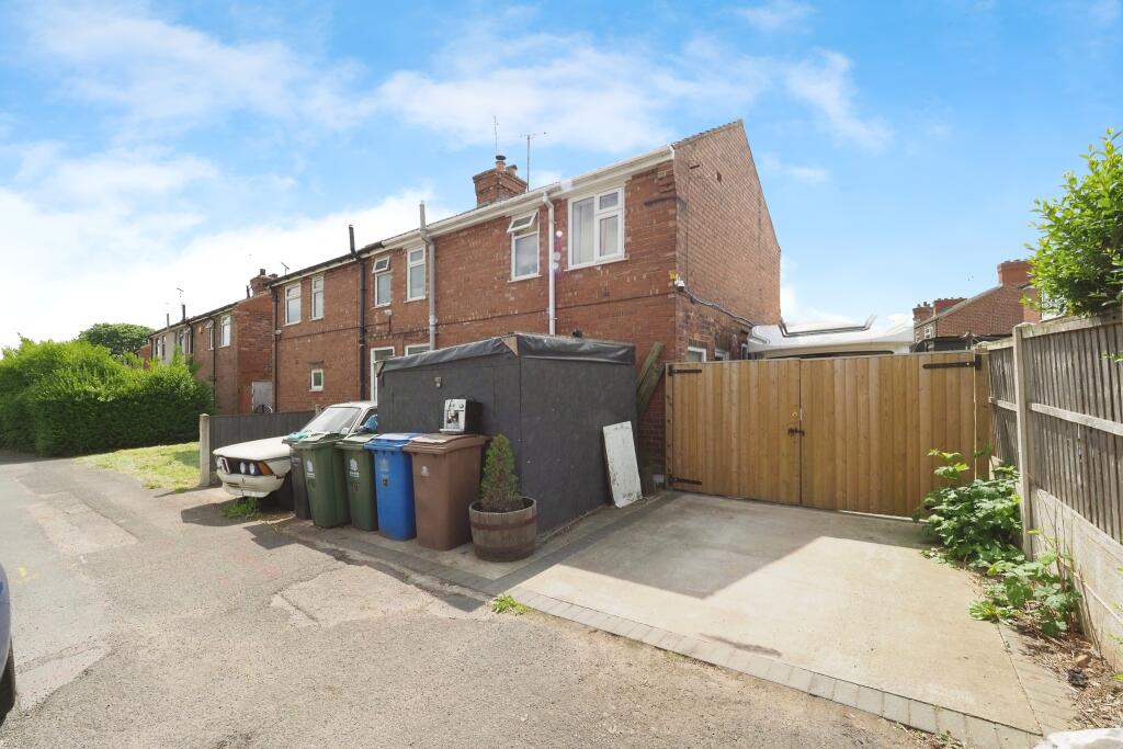 Main image of property: Tennyson Avenue, Mansfield, NG19