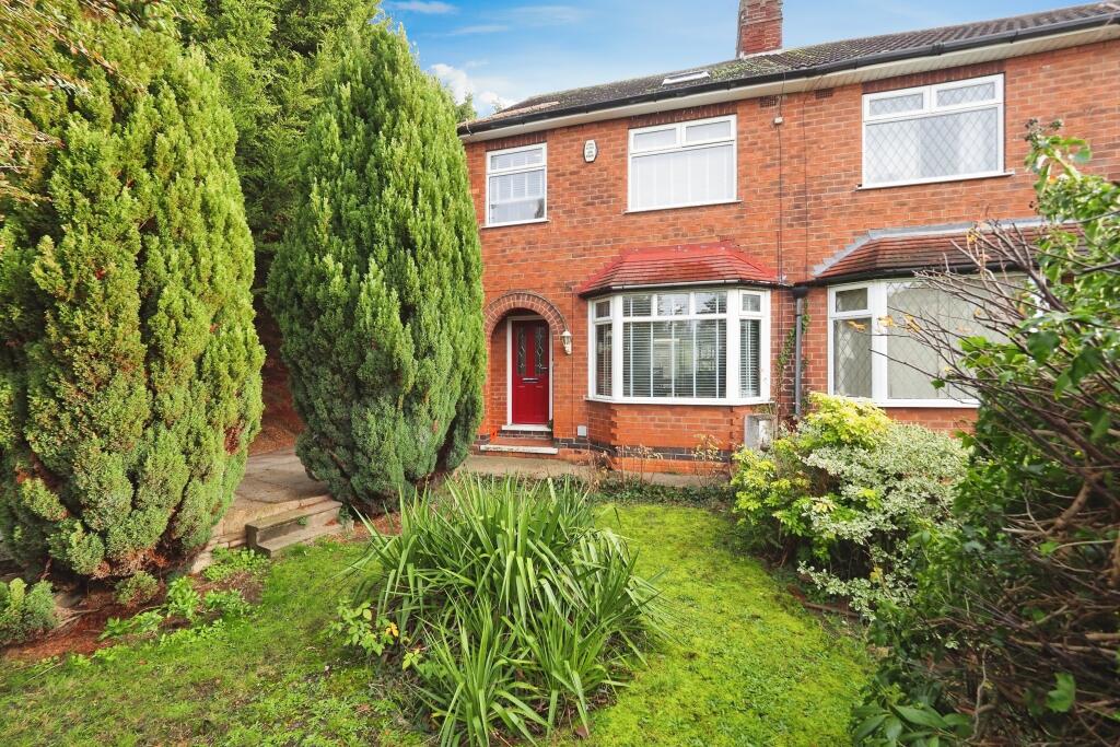 Main image of property: Leyton Crescent, Nottingham, NG9