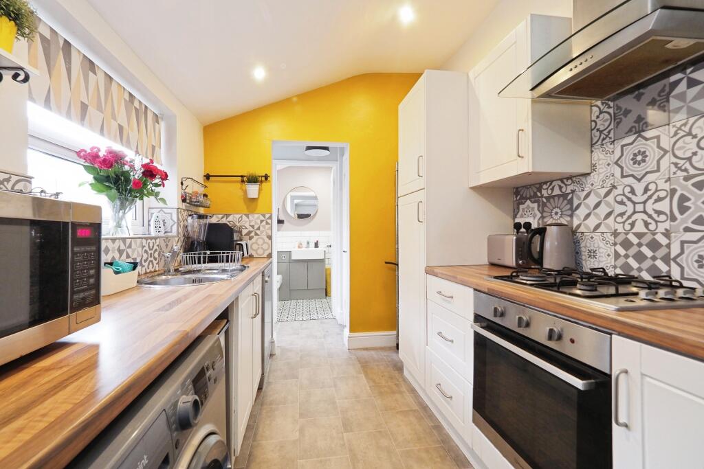 3 bedroom terraced house