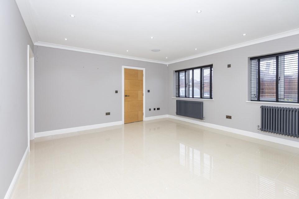 6 bedroom detached house for sale in Easedale Road, Heaton, Bolton, BL1