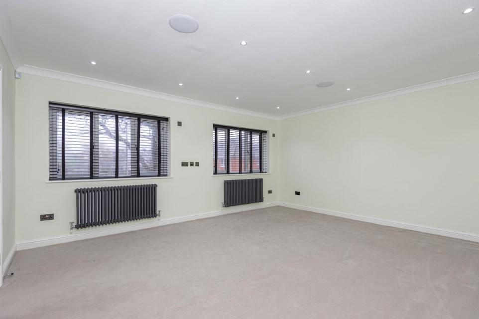 6 bedroom detached house for sale in Easedale Road, Heaton, Bolton, BL1