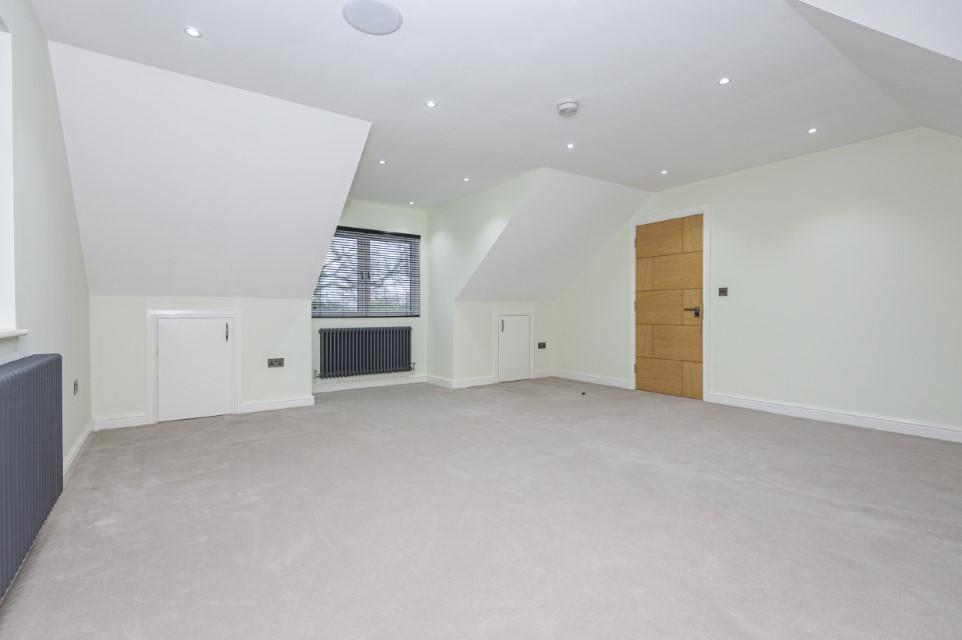 6 bedroom detached house for sale in Easedale Road, Heaton, Bolton, BL1