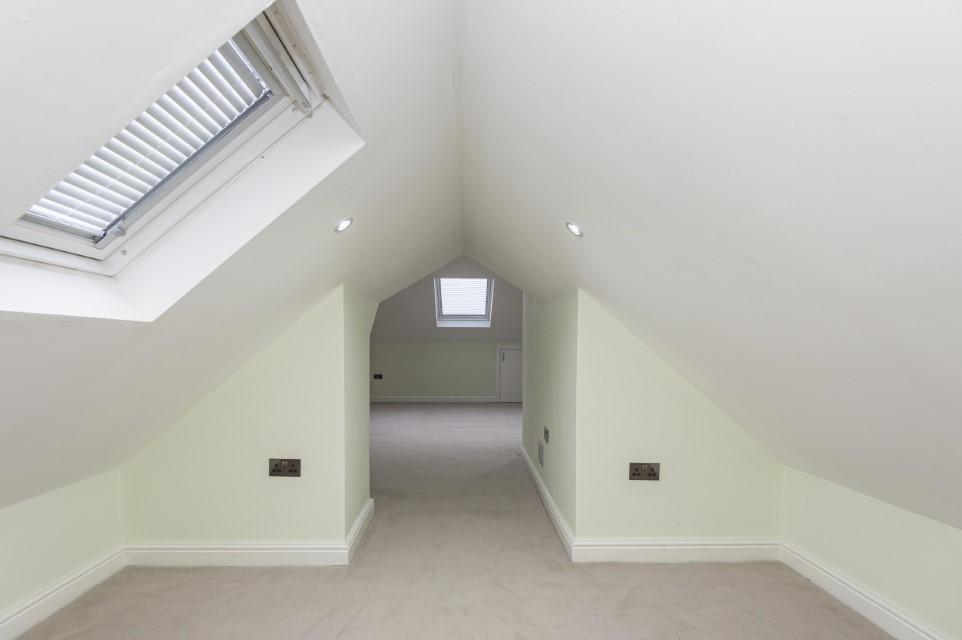 6 bedroom detached house for sale in Easedale Road, Heaton, Bolton, BL1