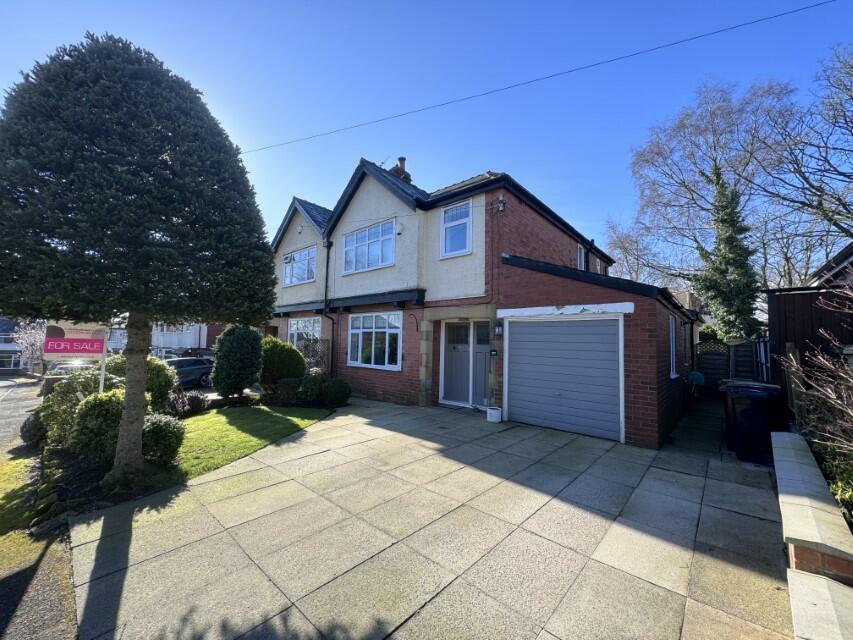 Main image of property: Kingwood Avenue, BL1 5JA * Chain Free*