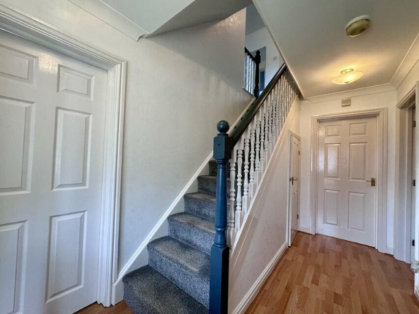 Additional property image - 9 Ravens Holme, Heaton, Bolton