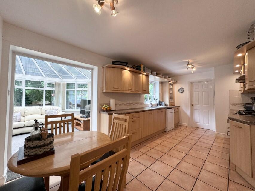 Additional property image - 9 Ravens Holme, Heaton, Bolton