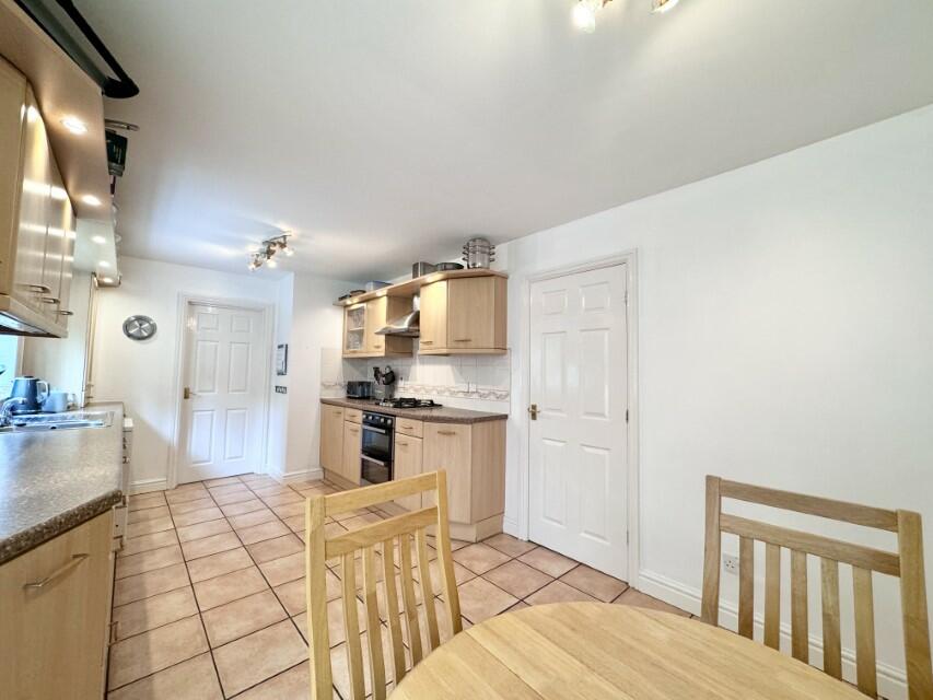 Additional property image - 9 Ravens Holme, Heaton, Bolton