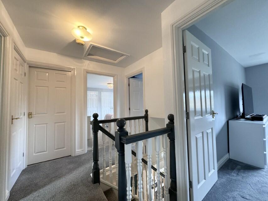 Additional property image - 9 Ravens Holme, Heaton, Bolton