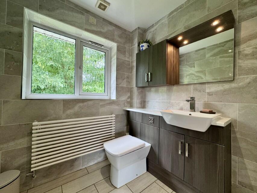 Additional property image - 9 Ravens Holme, Heaton, Bolton