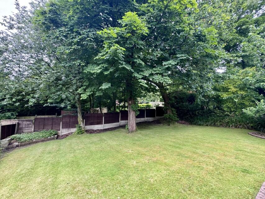 Additional property image - 9 Ravens Holme, Heaton, Bolton