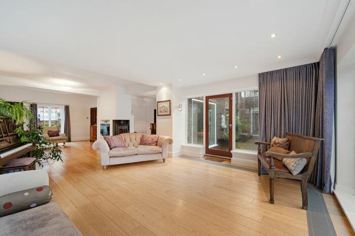 Additional property image - The Knowle, Dalegarth Avenue, Heaton, BL1 5DW