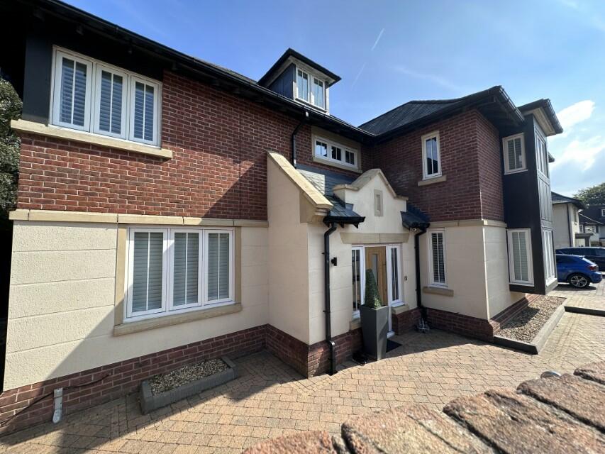 Additional property image - Heaton Mount, Heaton, Bolton BL1 5GU