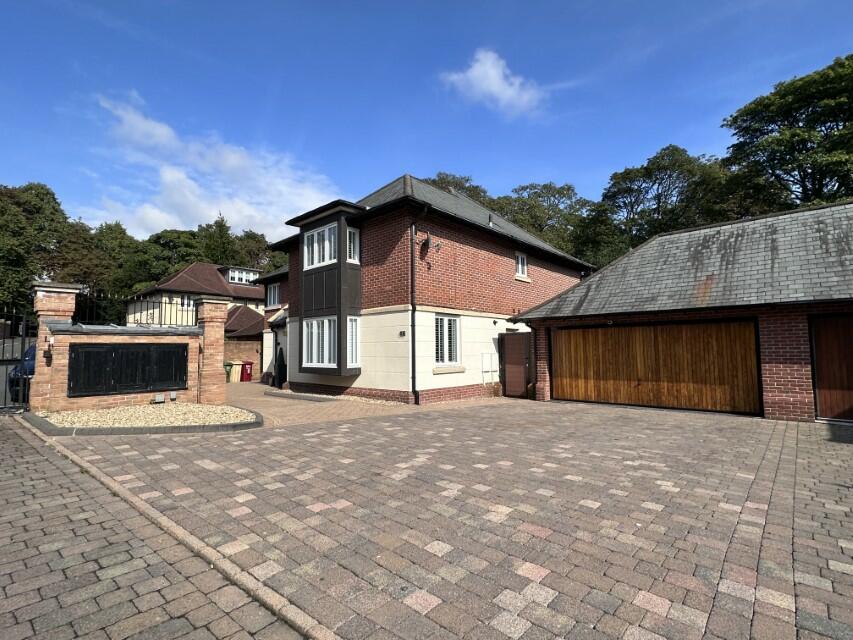 Additional property image - Heaton Mount, Heaton, Bolton BL1 5GU