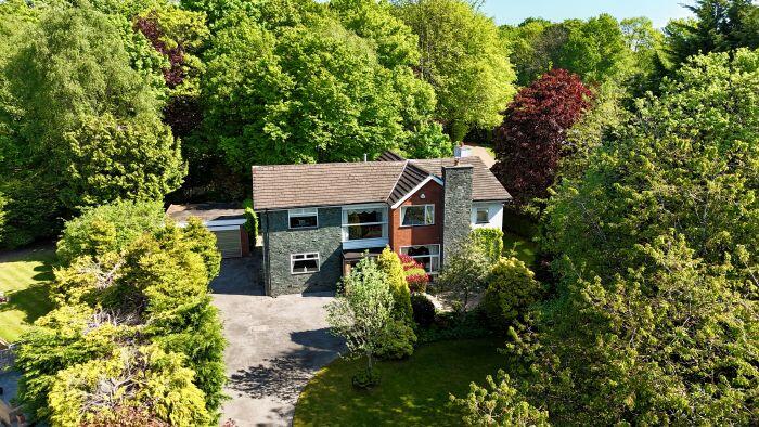 Main image of property: Greenhey, Ravenswood Drive, Heaton, Bolton, BL1 5AJ