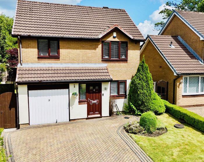 Main image of property: 45 Oldstead Grove, Bolton, BL3 4XW