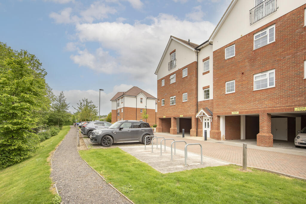 Main image of property: Millstone Way, Harpenden, Hertfordshire, AL5