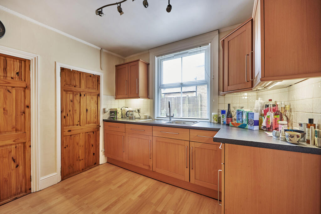 Additional property image - Cowper Road, Harpenden, Hertfordshire, AL5
