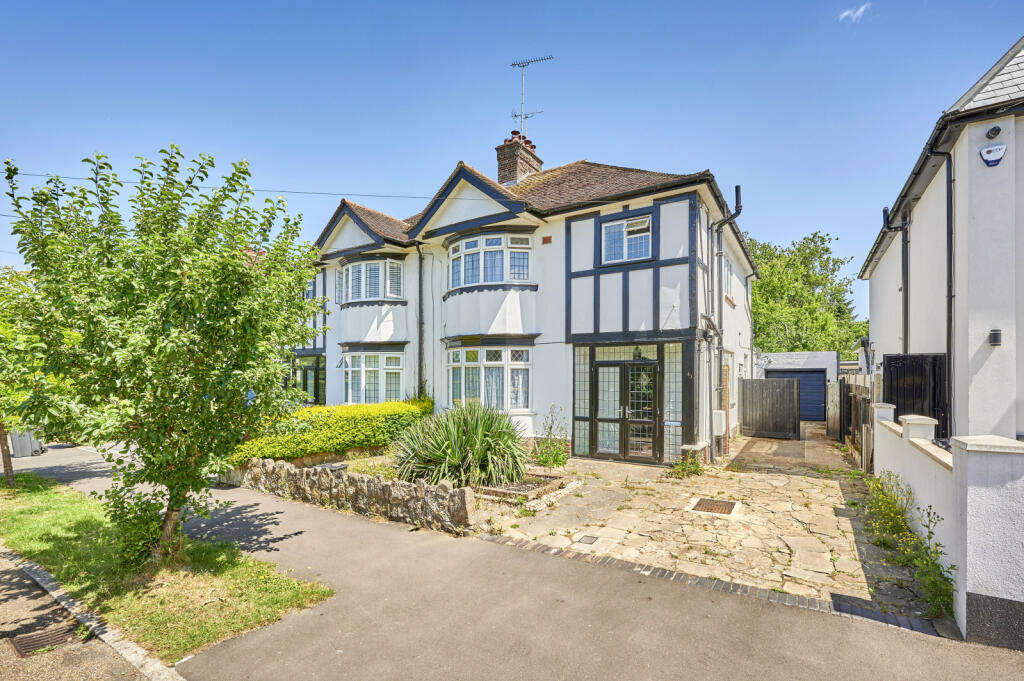 Main image of property: Ludlow Avenue, Luton, Bedfordshire, LU1
