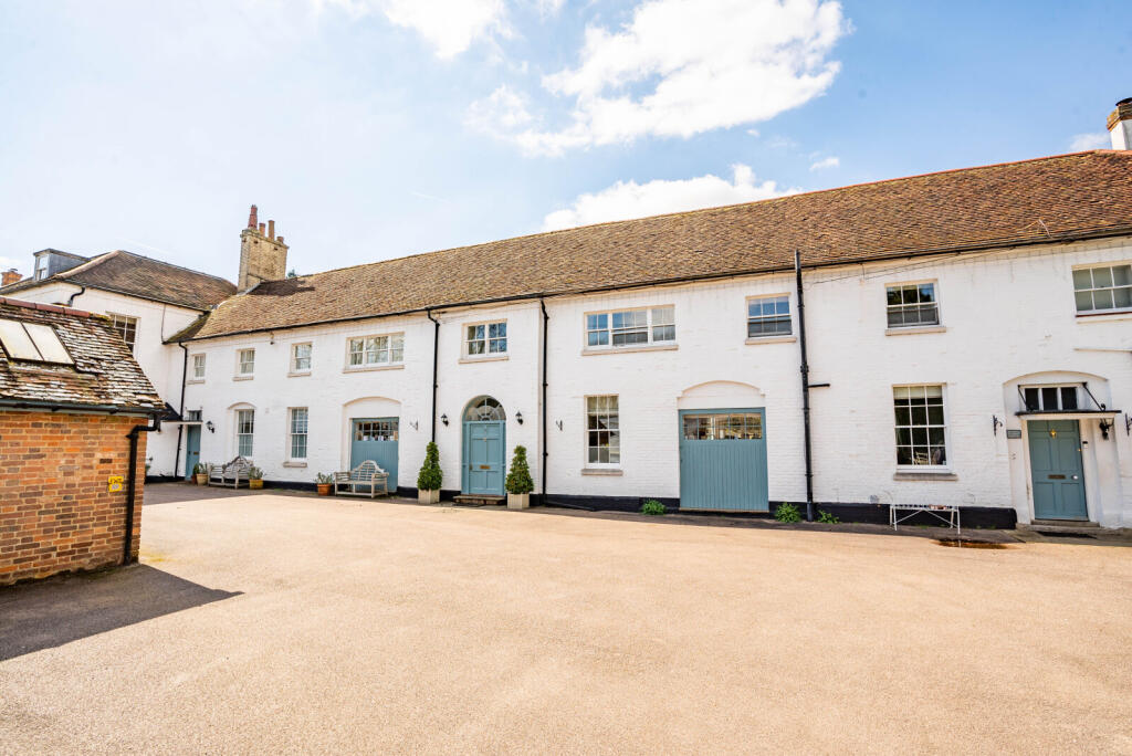 Main image of property: Lamer Mews, Lamer Park, Gustard Wood, Wheathampstead, AL4