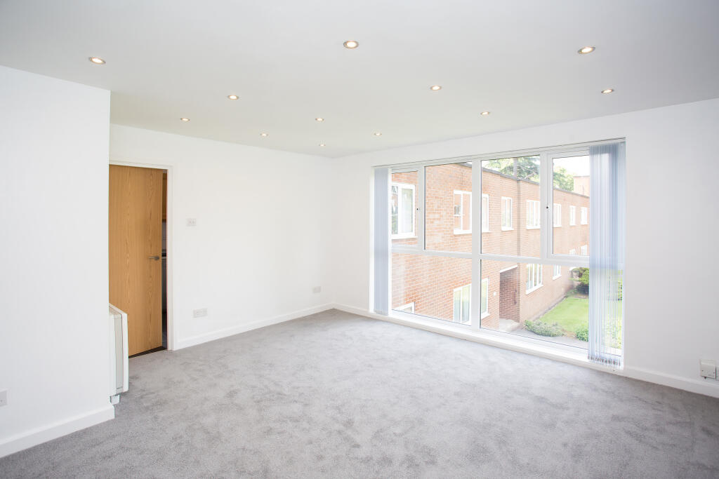 Additional property image - Murton Court, Hillside Road, St Albans, Hertfordshire, AL1