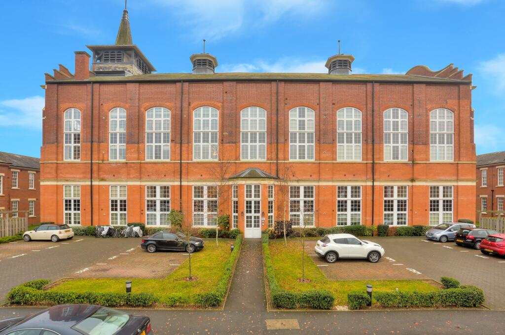 Main image of property: Beningfield Drive, London Colney, St. Albans, Hertfordshire, AL2