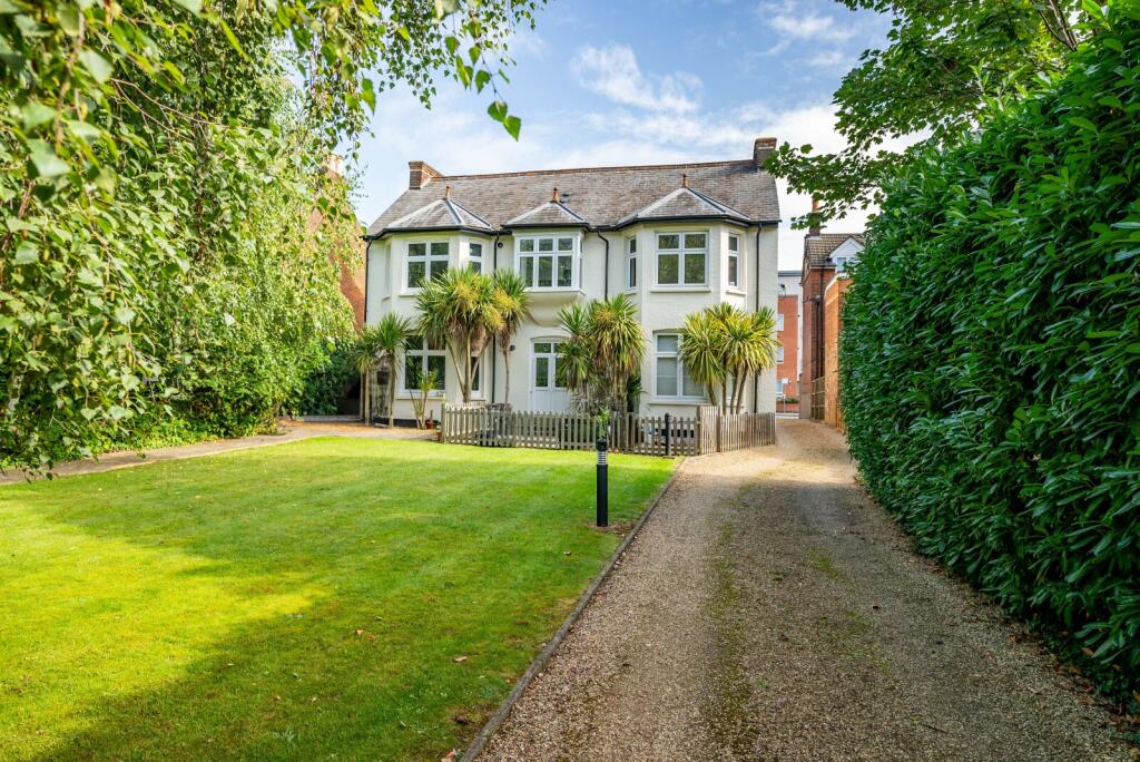 Main image of property: Grosvenor Road, St. Albans, Hertfordshire, AL1