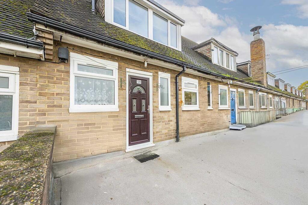 Main image of property: How Wood, Park Street, St. Albans, Hertfordshire, AL2