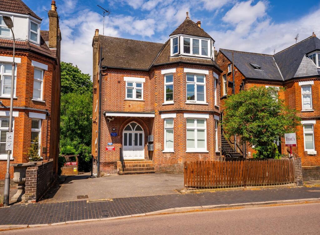 Main image of property: Beaconsfield Road, St. Albans, Hertfordshire, AL1