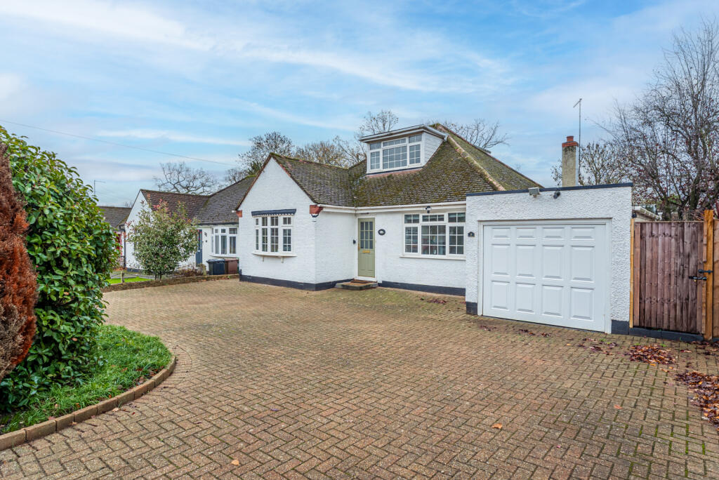 Main image of property: South Riding, Bricket Wood, St. Albans, Hertfordshire, AL2