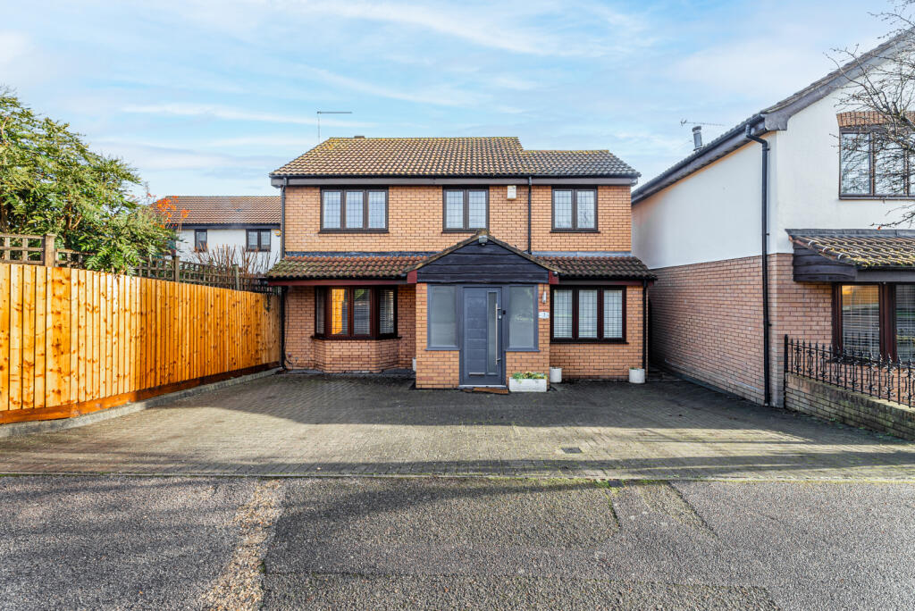 Main image of property: Regent Close, St. Albans, Hertfordshire, AL4