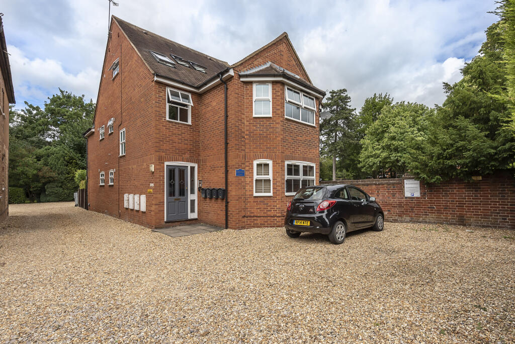 Main image of property: Catalina Court, Beaconsfield Road, St Albans, Herts, AL1
