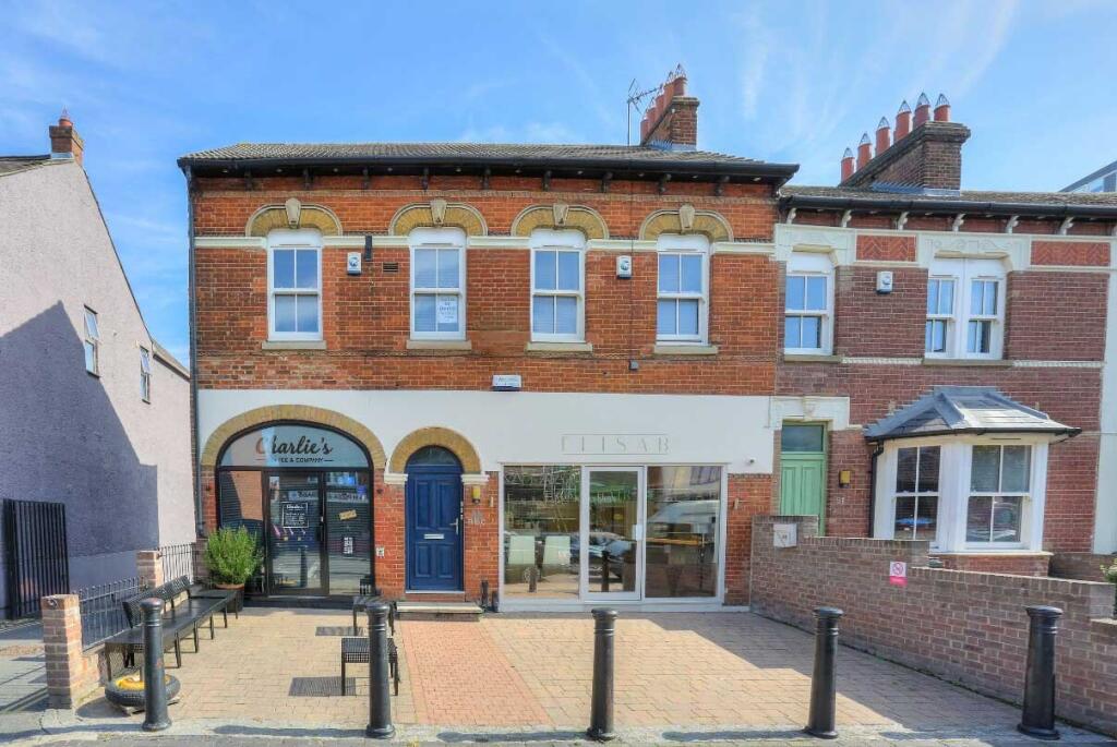 Main image of property: London Road, St Albans, Hertfordshire, AL1