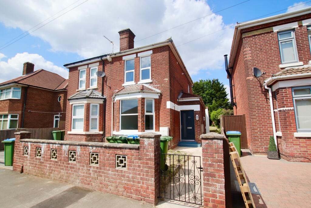 Main image of property: 3 Bedroom Flat | Woolston | Available NOW