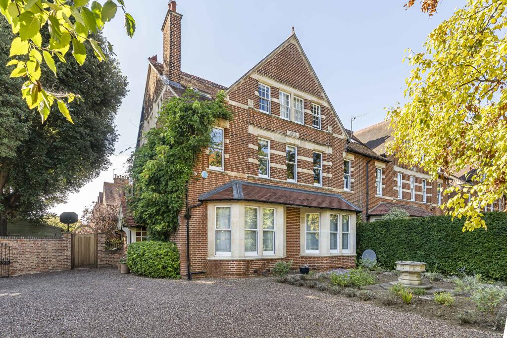 Main image of property: Woodstock Road, Central North Oxford, OX2
