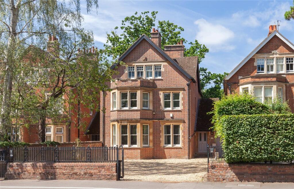 Main image of property: Woodstock Road, Central North Oxford, OX2