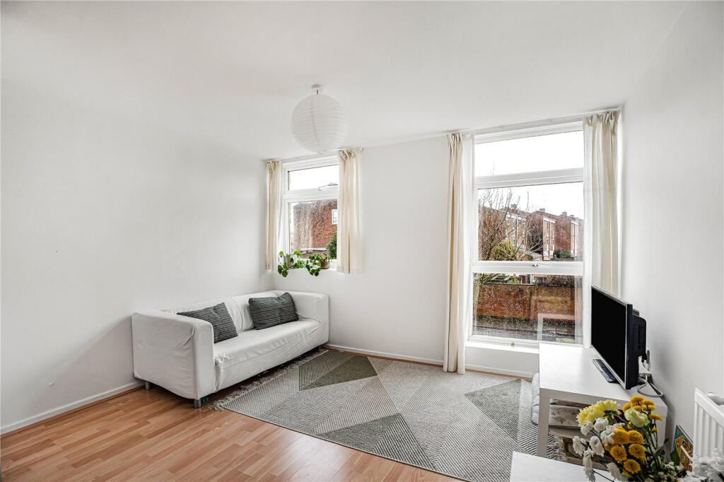 Main image of property: Harefields, North Oxford, OX2