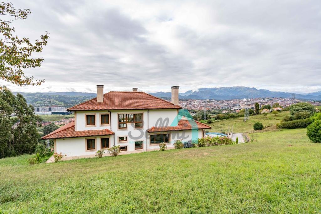 5 bedroom villa for sale in Asturias, Oviedo, Oviedo, Spain
