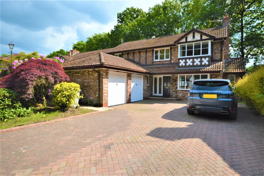 Main image of property: Woodside Lane, Poynton
