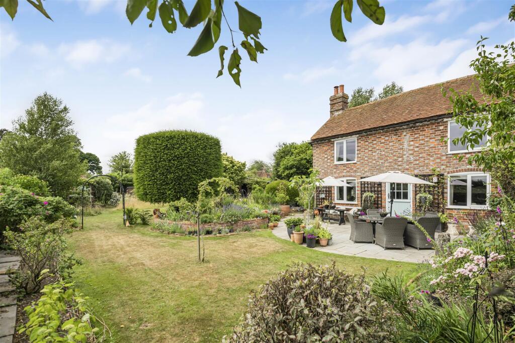Main image of property: Park Corner, Nettlebed, Henley-On-Thames