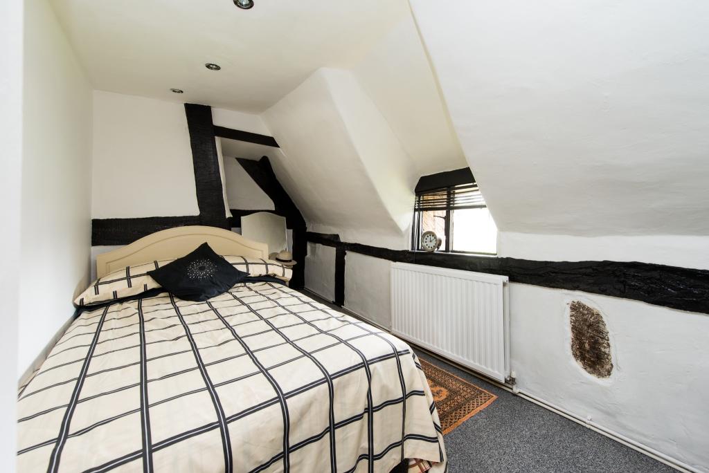 3 bedroom detached house for sale in The Thatch, Crowle Green, Crowle