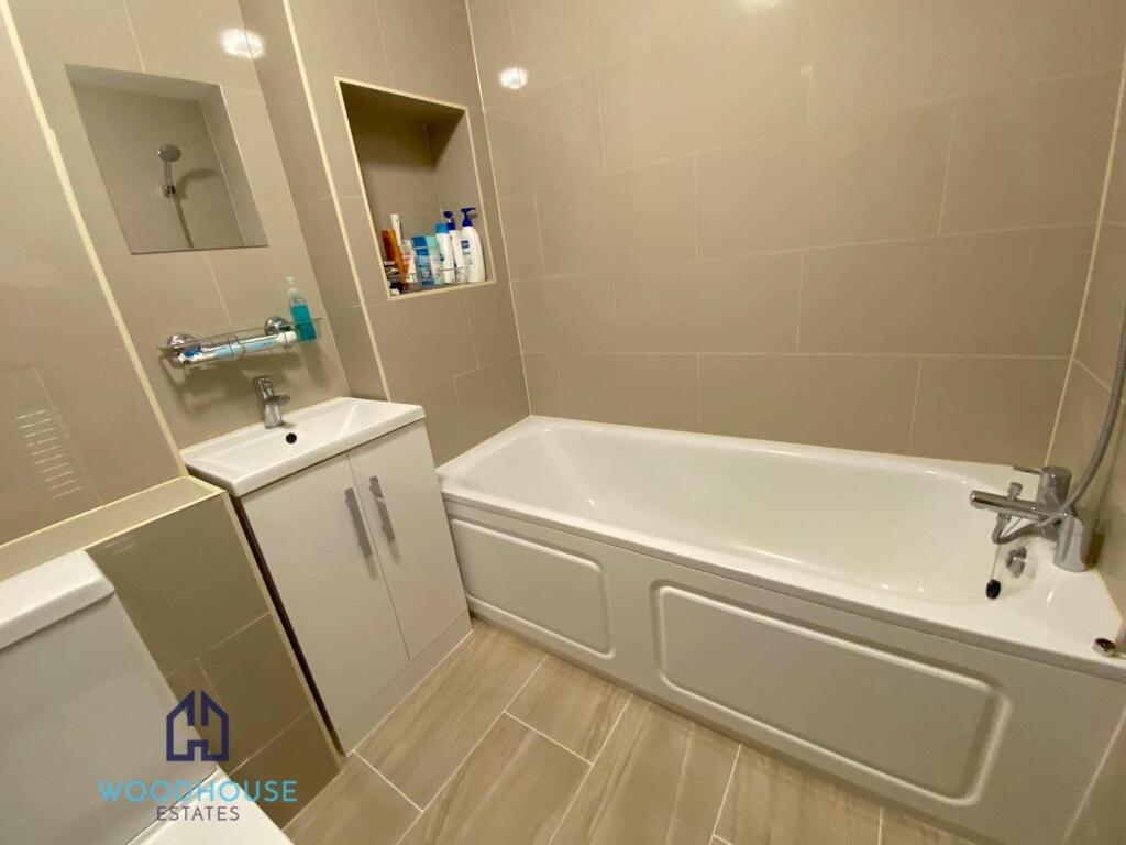 Additional property image - Westland Drive, AL9