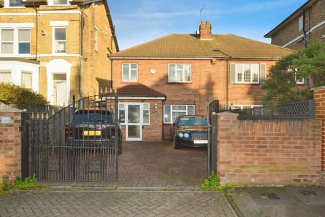 Main image of property: Clarendon Rise, London, SE13