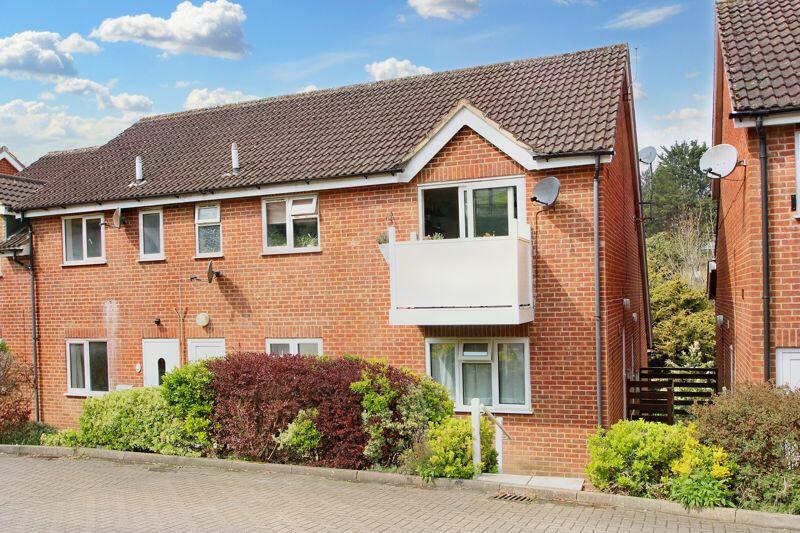 1 bedroom for sale in Carrington Road, High HP12