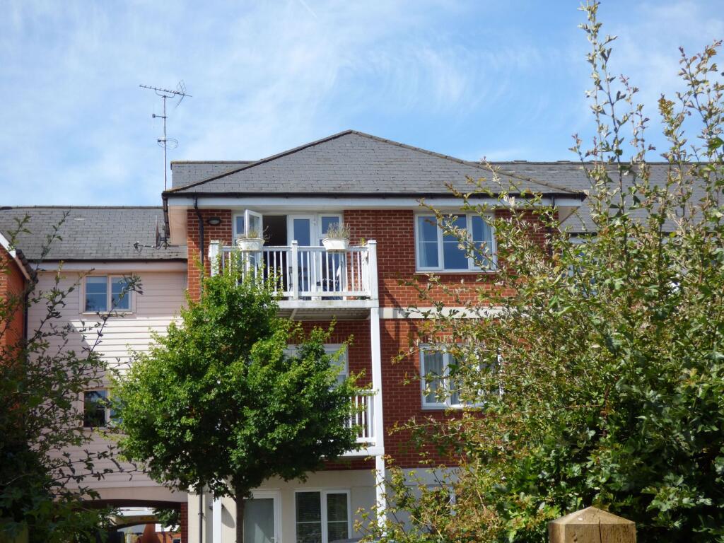 Main image of property: 17 York House, Chequers Avenue