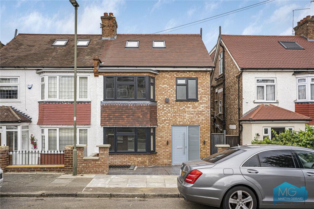 Main image of property: Fernwood Crescent, London, N20