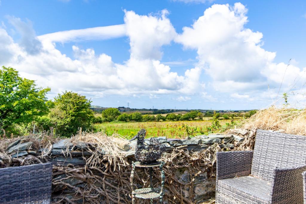 3 bedroom bungalow for sale in Carreglefn, Amlwch, Isle of Anglesey, LL68
