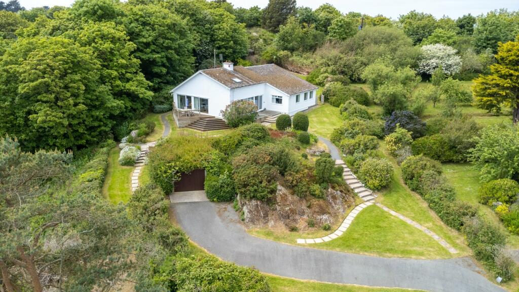 3 bedroom detached house for sale in Llaneilian, Amlwch, Isle of