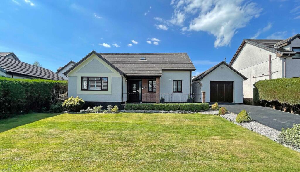 3 bedroom bungalow for sale in Brig Y Nant, Llangefni, Isle of Anglesey